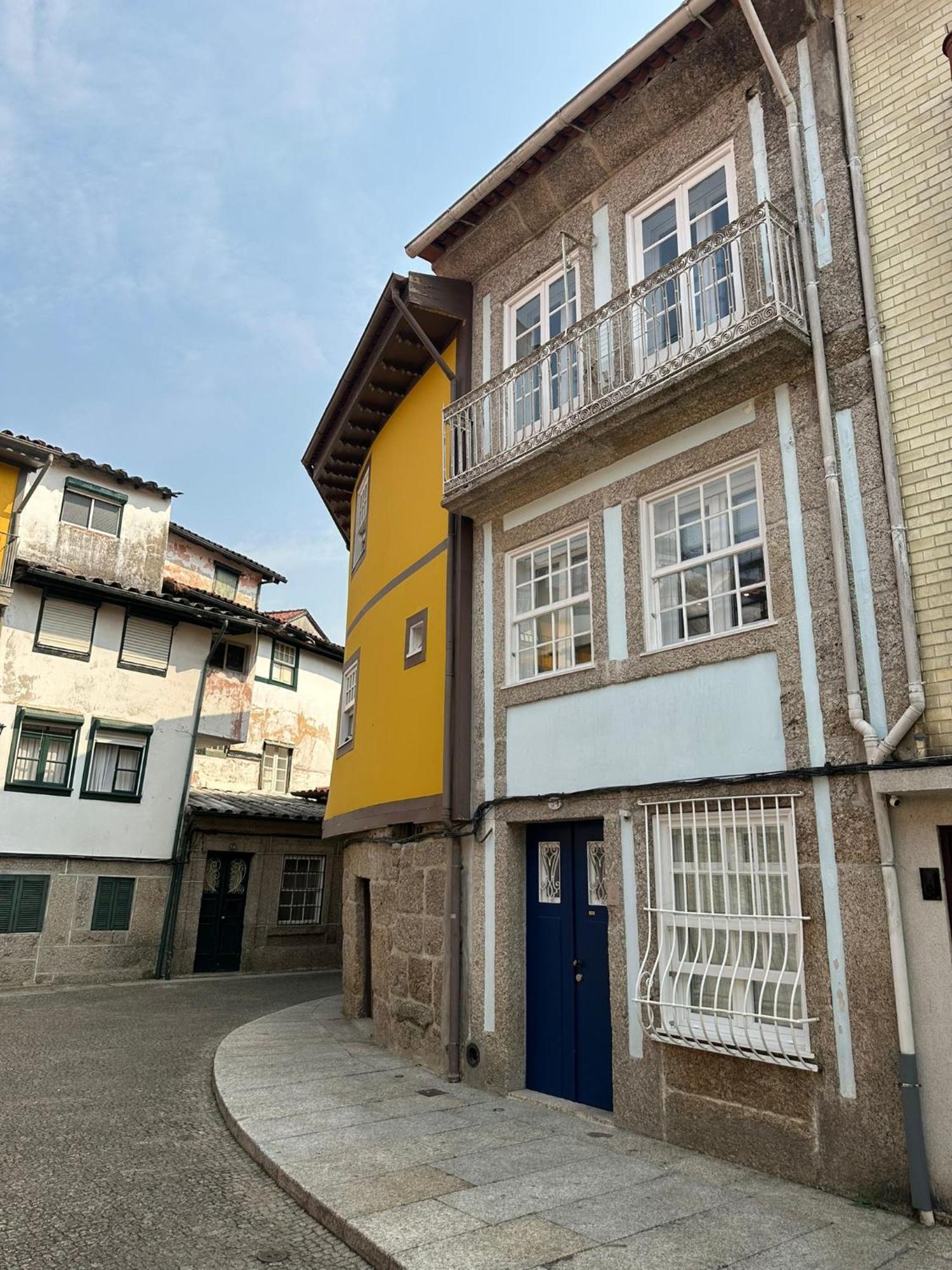 Casa Velhinha - Design, Culture And Comfort In Guimarães Exterior photo